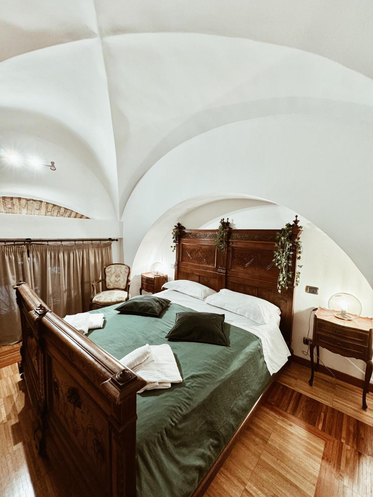 Residenza Tritone Luxury Guest House Trevi Fountain Roma Exterior foto